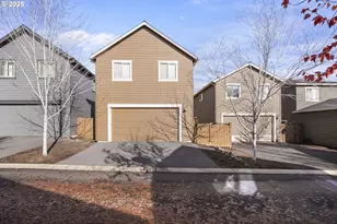 20745 NE Comet Ln, Bend, OR 97701 - Photo 27