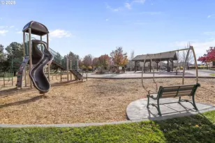 20745 NE Comet Ln, Bend, OR 97701 - Photo 23