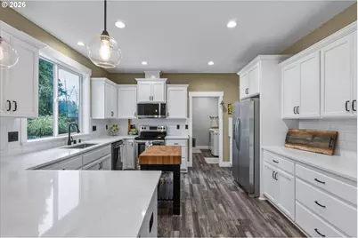 105 Andrew Ct, Castle Rock, WA 98611 - Photo 11