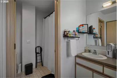 1530 Madelyn Ave, Salem, OR 97306 - Photo 27