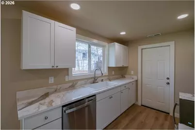 5321 Fox Ct, Salem, OR 97306 - Photo 9