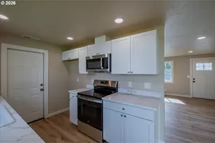 5321 Fox Ct, Salem, OR 97306 - Photo 11