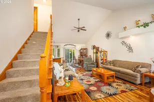 5282 Sugarpine Cir, Eugene, OR 97402 - Photo 5