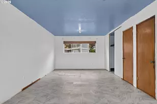 1919 Garrison St, The Dalles, OR 97058 - Photo 17