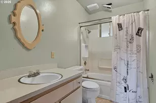 1919 Garrison St, The Dalles, OR 97058 - Photo 13