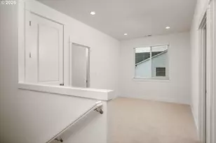 16005 NW Holman Wy, Portland, OR 97229 - Photo 17