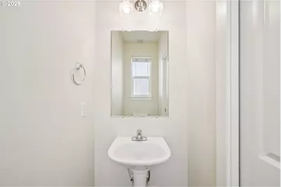 1117 SW 160th Ave, Beaverton, OR 97006 - Photo 11