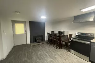 144 SE 85th Ave, Portland, OR 97216 - Photo 13