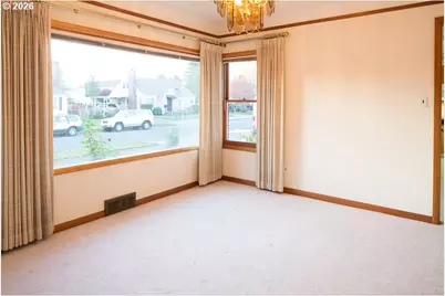 144 SE 85th Ave, Portland, OR 97216 - Photo 5