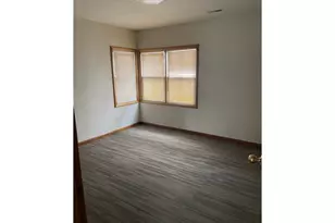 144 SE 85th Ave, Portland, OR 97216 - Photo 9