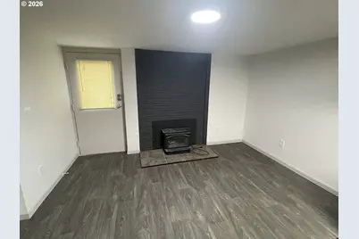 144 SE 85th Ave, Portland, OR 97216 - Photo 5