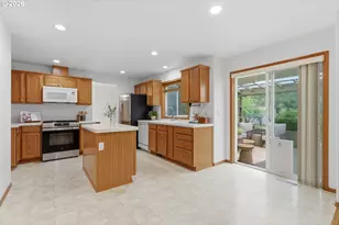 3463 SE McCartney Ln, Milwaukie, OR 97267 - Photo 13
