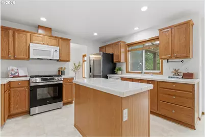 3463 SE McCartney Ln, Milwaukie, OR 97267 - Photo 15