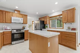 3463 SE McCartney Ln, Milwaukie, OR 97267 - Photo 15