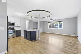 1330 SW Hume St, Portland, OR 97219 - Photo 9