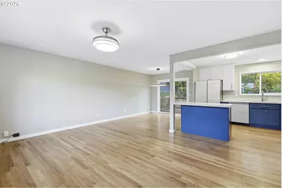 1330 SW Hume St, Portland, OR 97219 - Photo 5