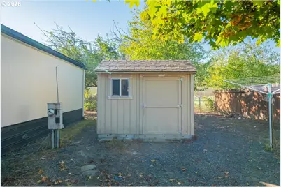 3551 Juniper St, Sweet Home, OR 97386 - Photo 21