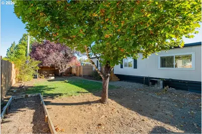 3551 Juniper St, Sweet Home, OR 97386 - Photo 3