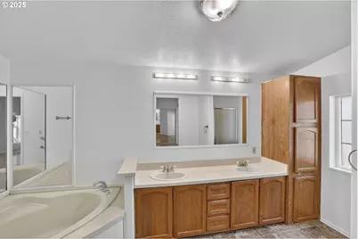 23501 S Beatie Rd, Oregon City, OR 97045 - Photo 31