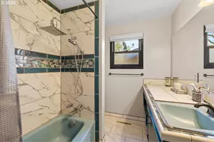 1408 Siskiyou Blvd, Medford, OR 97504 - Photo 11