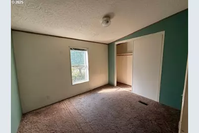 903 Cook St, Myrtle Creek, OR 97457 - Photo 15