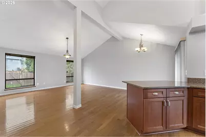 7945 SW Sorrento Rd, Beaverton, OR 97008 - Photo 9