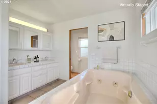 93830 Low Tide Dr, Gold Beach, OR 97444 - Photo 23