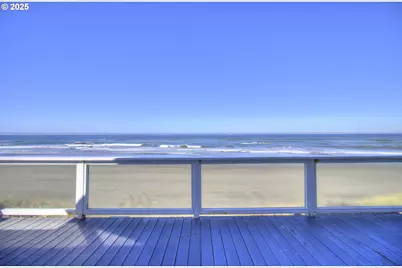 93830 Low Tide Dr, Gold Beach, OR 97444 - Photo 29