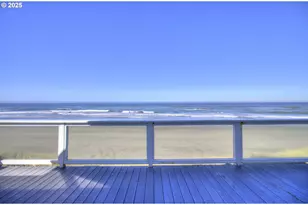 93830 Low Tide Dr, Gold Beach, OR 97444 - Photo 29