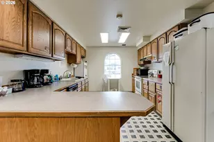 3700 Babcock Ln, Eugene, OR 97401 - Photo 47