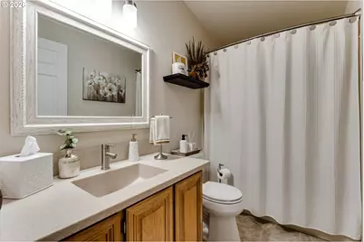 3700 Babcock Ln #119, Eugene, OR 97401 - Photo 23