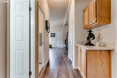 3700 Babcock Ln #119, Eugene, OR 97401 - Photo 19