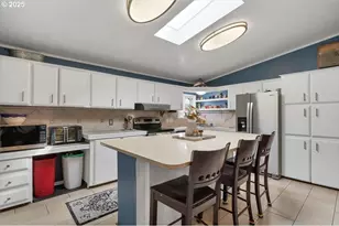 277 Edwards Rd S, Monmouth, OR 97361 - Photo 17