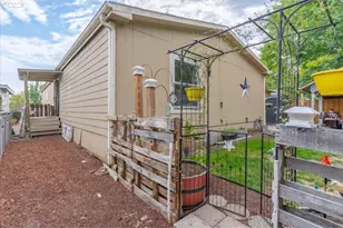 277 Edwards Rd S, Monmouth, OR 97361 - Photo 7