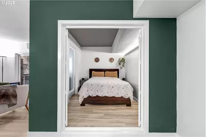 2021 SW Main St #33, Portland, OR 97205 - Photo 11