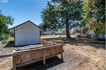 13224 SE Lookingglass Rd, Winston, OR 97496 - Photo 3