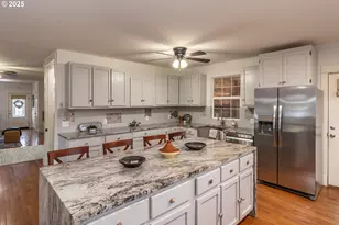 13224 SE Lookingglass Rd, Winston, OR 97496 - Photo 27