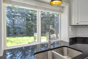 16572 SW Timberland Dr, Beaverton, OR 97007 - Photo 11