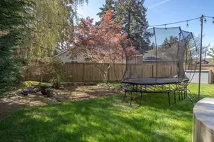 16572 SW Timberland Dr, Beaverton, OR 97007 - Photo 33
