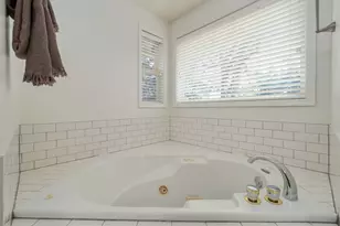 16572 SW Timberland Dr, Beaverton, OR 97007 - Photo 21