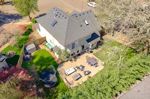 16572 SW Timberland Dr, Beaverton, OR 97007 - Photo 29