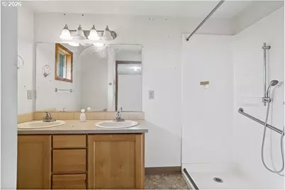 9605 NE 4th St, Vancouver, WA 98664 - Photo 17