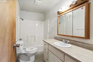 9605 NE 4th St, Vancouver, WA 98664 - Photo 21