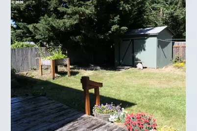 1805 Hemlock St, Eugene, OR 97404 - Photo 33