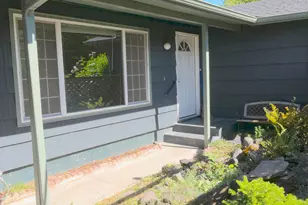 1805 Hemlock St, Eugene, OR 97404 - Photo 3