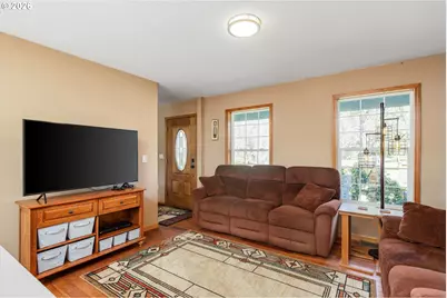 24200 NE Spring Hill Rd, Gaston, OR 97119 - Photo 17