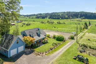 24200 NE Spring Hill Rd, Gaston, OR 97119 - Photo 3