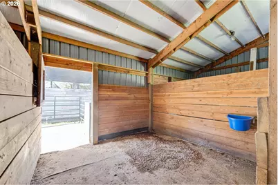 24200 NE Spring Hill Rd, Gaston, OR 97119 - Photo 43