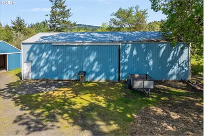 24200 NE Spring Hill Rd, Gaston, OR 97119 - Photo 15
