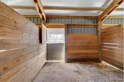 24200 NE Spring Hill Rd, Gaston, OR 97119 - Photo 45